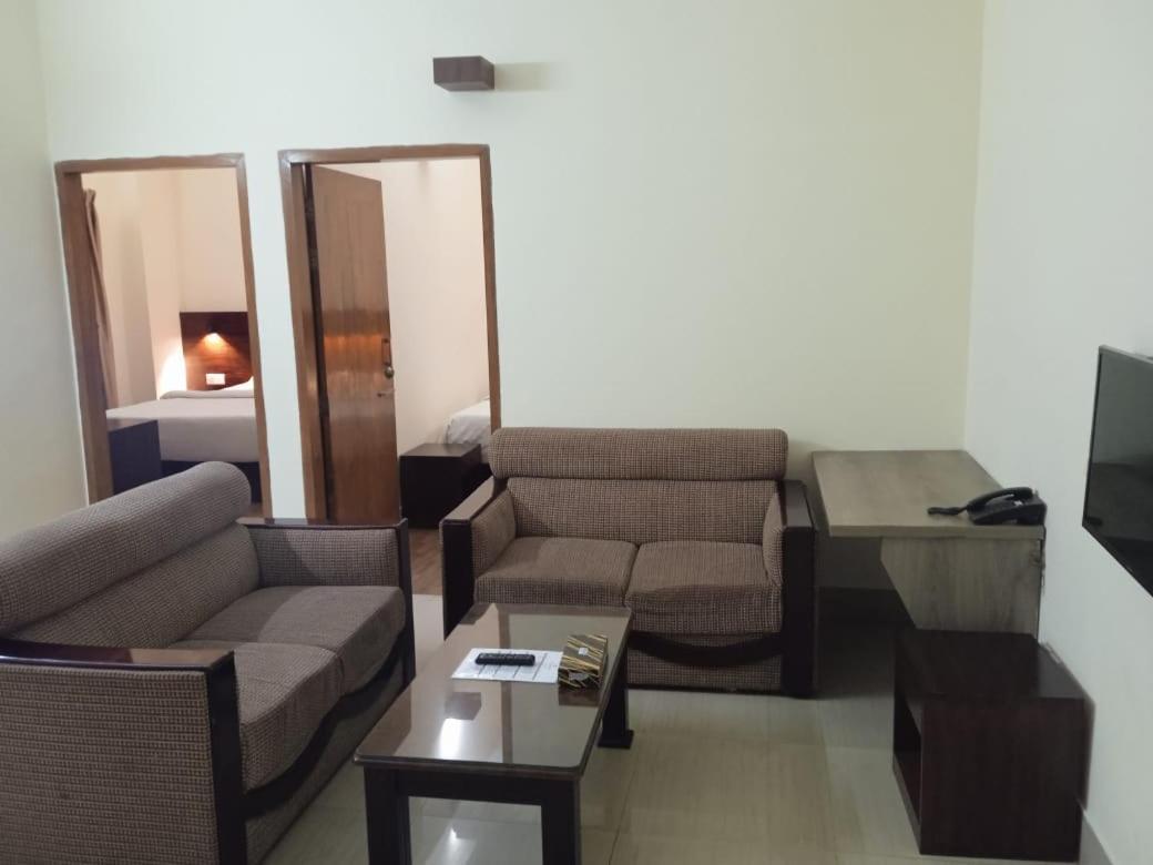 Richmond Hotel Sylhet Exterior foto